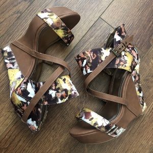 *LAST CHANCE*Womens Floral Pumps